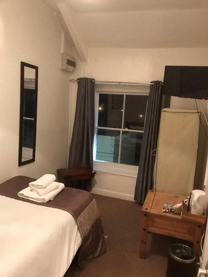Markets Tavern Hotel Брекън Екстериор снимка